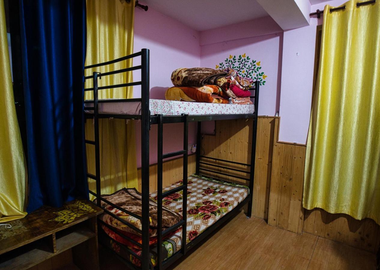 Voyageur Nest Hostel Manali  Exterior photo